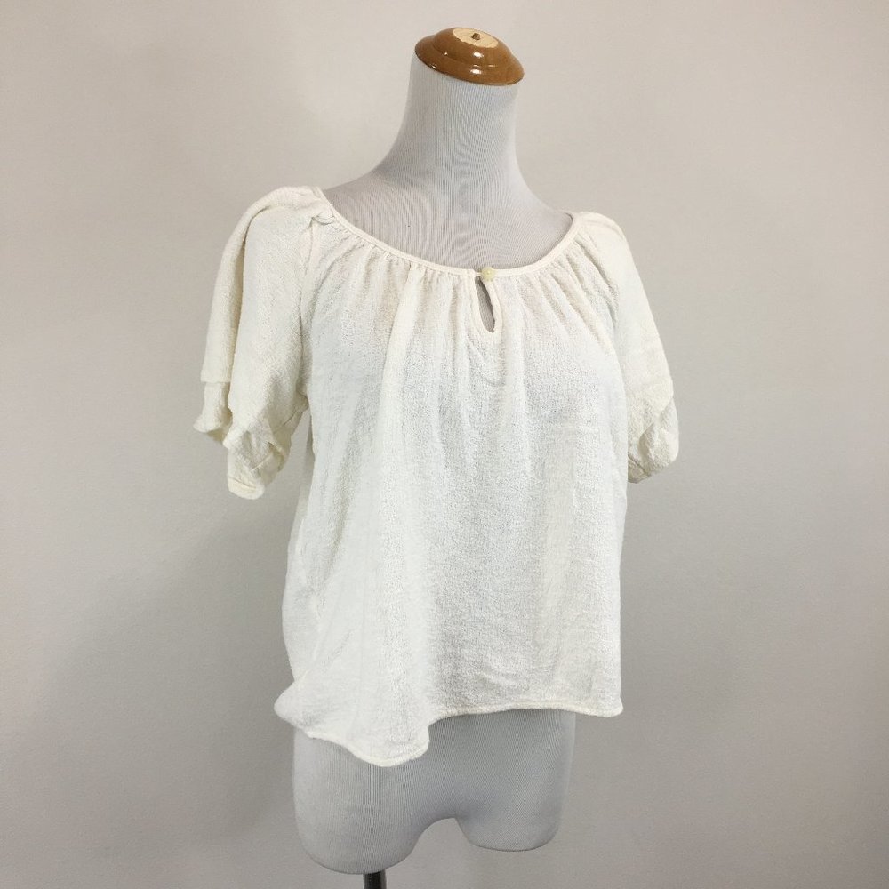 TEXTURE & THREAD Madewell Ivory Textured 2Ply Flutter Short Sleeve Keyhole Shirt